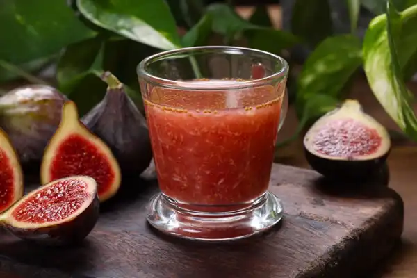 خواص آب انجیر دکتر خیراندیش برای مردان و زنان در بارداری و شیردهی و طبع