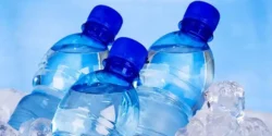 خواص و مضرات آب معدنی در طب سنتی دکتر خیراندیش برای زنان و مردان