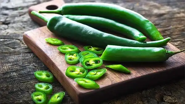 خواص و مضرات فلفل سبز شیرین در طب سنتی دکتر خیراندیش برای زنان و مردان