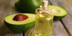 خواص روغن آووکادو خیراندیش در طب سنتی برای مردان و زنان