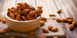 خواص بادام تلخ برای مردان و زنان در طب سنتی مدرن