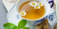 خواص دمنوش بابونه برای مردان و زنان در طب سنتی مدرن