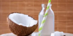 خواص آب نارگیل برای مردان و زنان در طب سنتی مدرن
