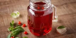 خواص آب زرشک برای مردان و زنان در طب سنتی مدرن