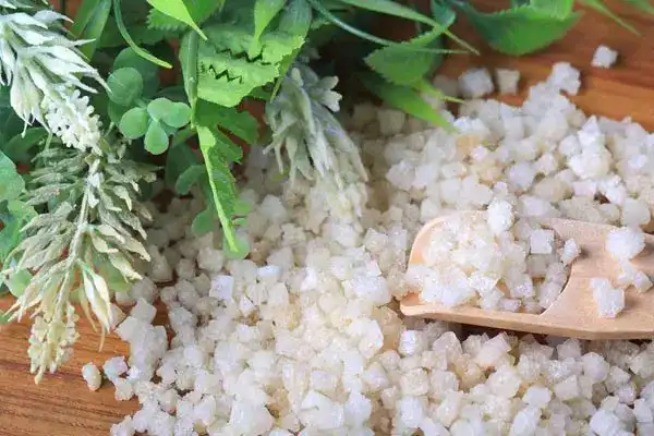 خواص نمک اپسوم برای مردان و زنان در طب سنتی مدرن